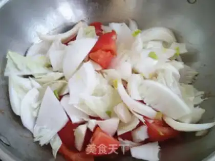 Make Tomato and cabbage step 4