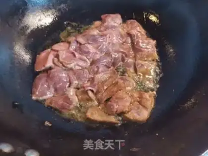 Make Pyramid specialty liver step 4