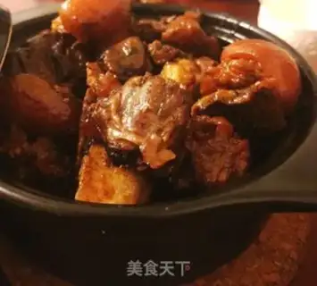 Make Red burning pig hands step 10