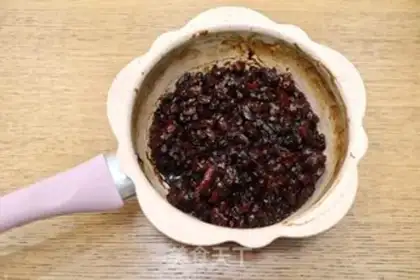 Make walnut dates step 4