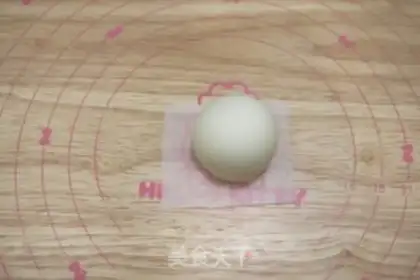 Make A milk bun of flowers step 6