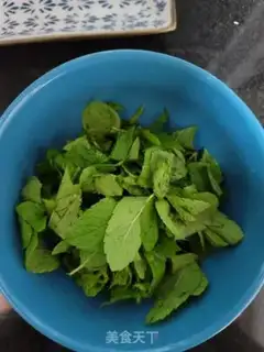 Make Mint eggcakes step 1