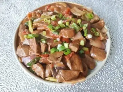 Make Pyramid specialty liver step 12