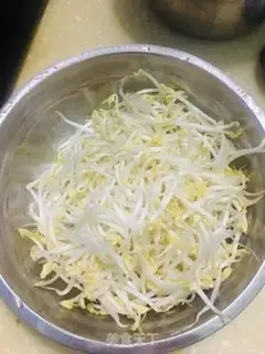 Make The green bean sprouts of cold spinach step 0