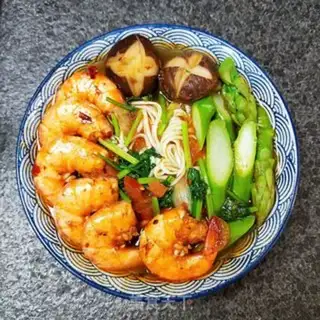 Make Shrimp noodles step 15