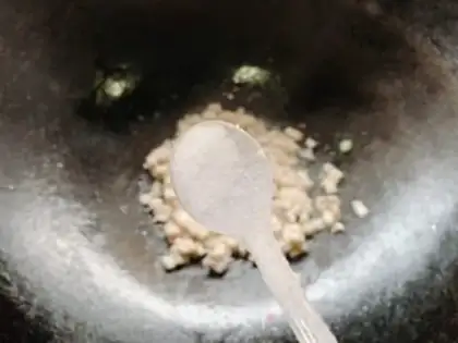 Make A meat powder fan step 5
