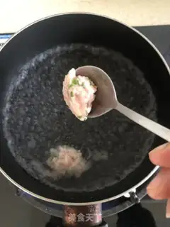 Make The green leaves meatball soup step 2