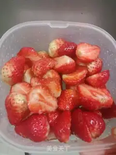 Make Sugar strawberry step 3