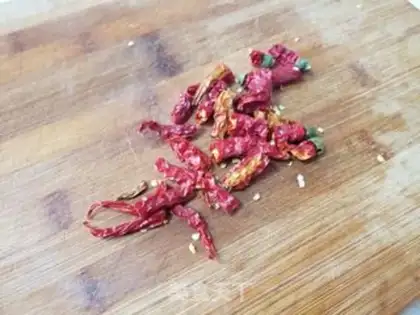 Make Garlic sauce step 1