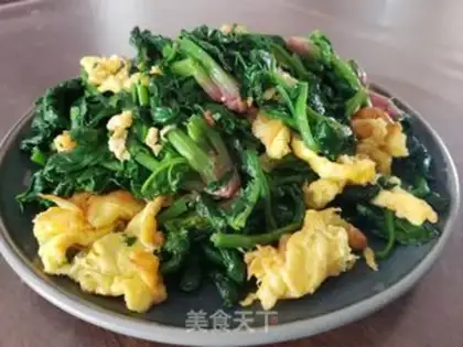 Make spinach fried goose eggs step 9