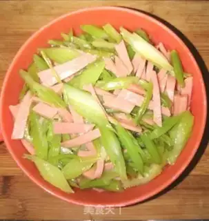 Make Celery and ham sausage step 3