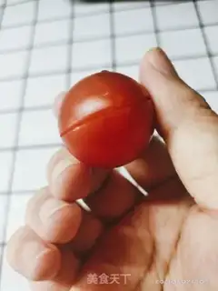 Make Plum tomatoes step 0