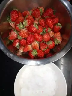 Make Strawberry jam step 0