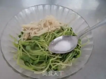 Make Black bean sprouts with golden needle mushrooms step 5