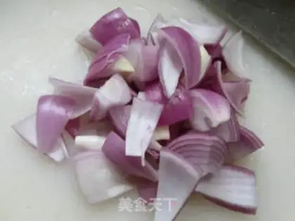 Make Sausage fried onions step 1