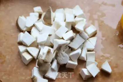 Make Pepper apricot mushrooms step 1