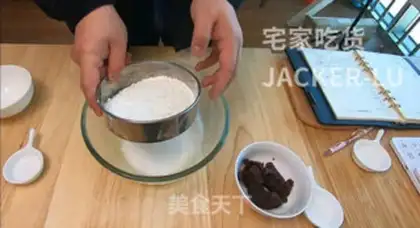 Make Japanese cat roasts fruit step 2