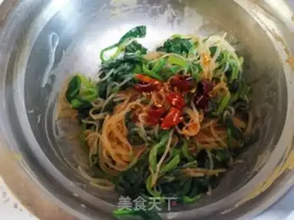 Make Fan spinach with soy sauce step 7