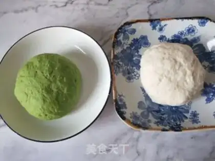 Make Spinach egg powdered double-coloured dumplings step 2