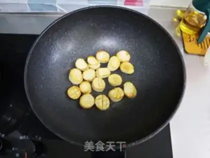 Make Puffing almond mushrooms step 3