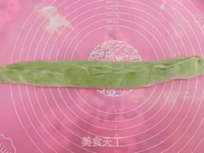 Make Spinach egg powdered double-coloured dumplings step 7