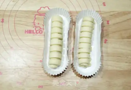 Make caterpillar bread step 11