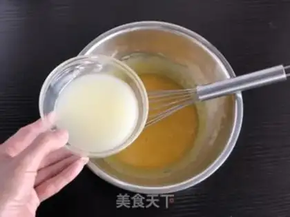 Make Seaweed pine bee step 2