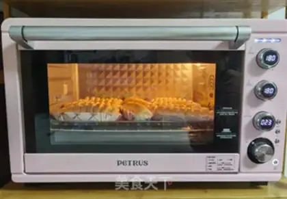 Make caterpillar bread step 14