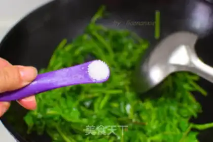 Make The salt sprouts step 2
