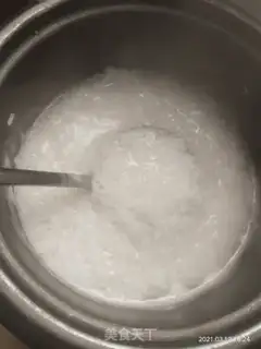 Make Egg porridge step 1