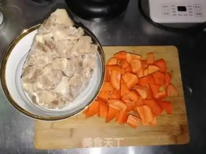 Make Red beef noodles step 0