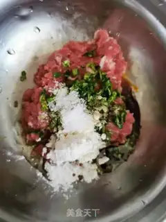 Make Sour meatballs step 1