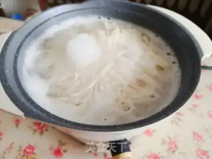 Make Egg noodles step 0