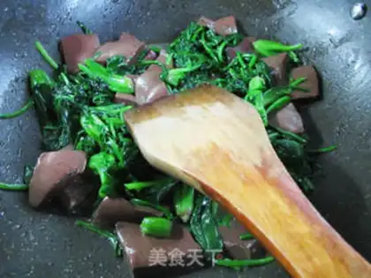 Make Duck-blooded spinach step 9