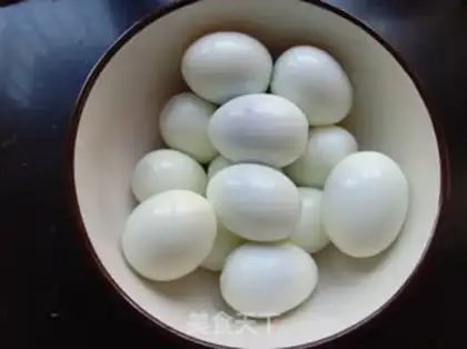 Make Spicy eggs step 0