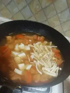 Make Tomato tofu mushroom soup step 16