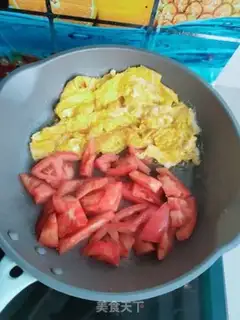 Make Tomato egg noodles step 6