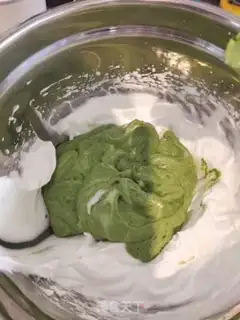 Make Tea strawberry rolls step 7