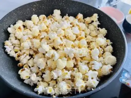 Make Caramel popcorn step 4