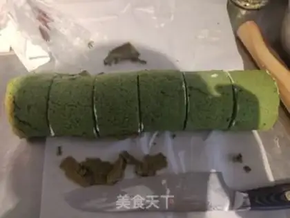 Make Tea strawberry rolls step 12