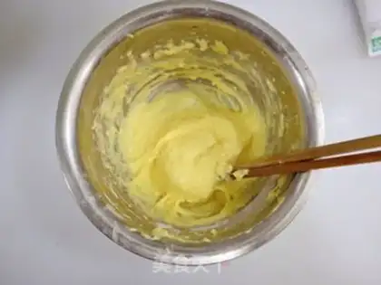 Make Onion omelet step 3