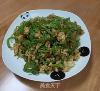 Make Green pepper fried goose eggs step 4