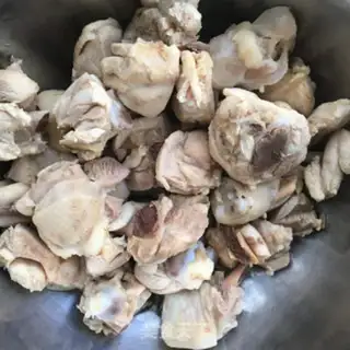 Make Chicken-legged potato pot step 3