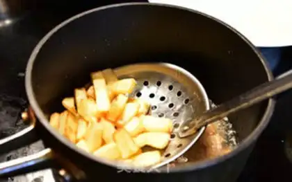Make Soy potatoes, four seasoned beans step 1