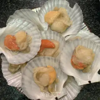 Make Garlic fans step 1