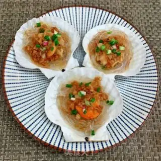 Make Garlic fans step 12