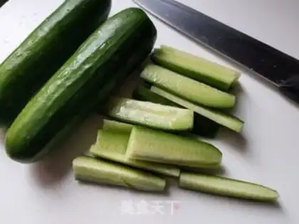 Make The cucumbers platter step 2