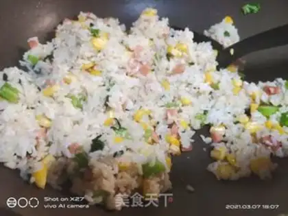 Make Ham corn fried rice step 7