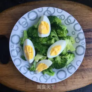 Make Low fat broccoli eggs step 5