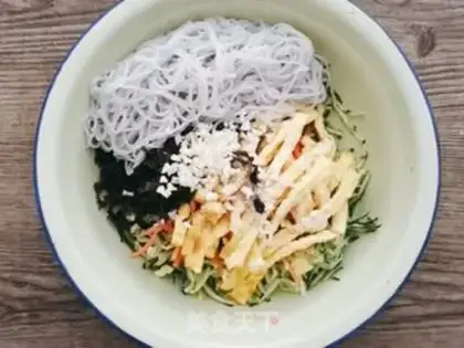 Make Spring rain salad step 7